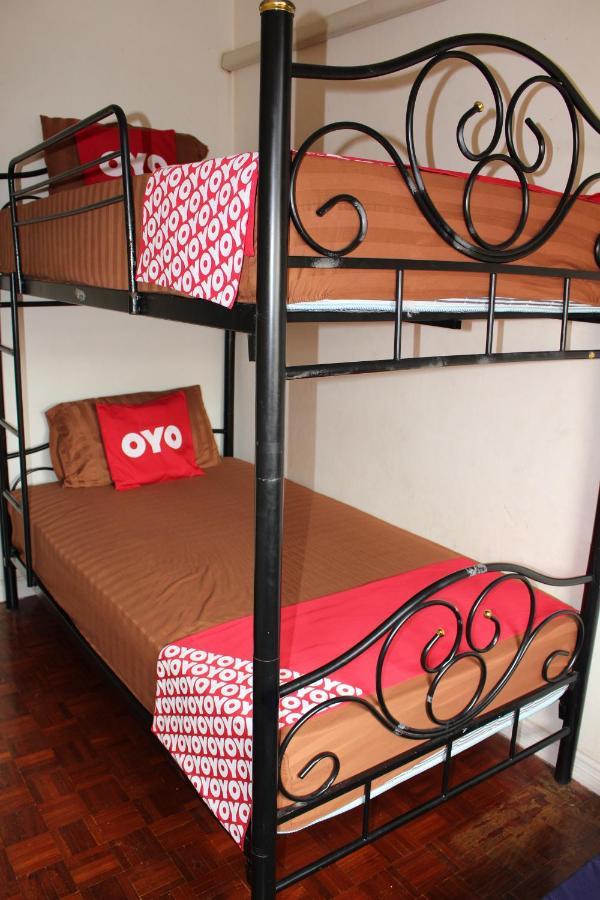 The Twins Hostel Bangkok Esterno foto