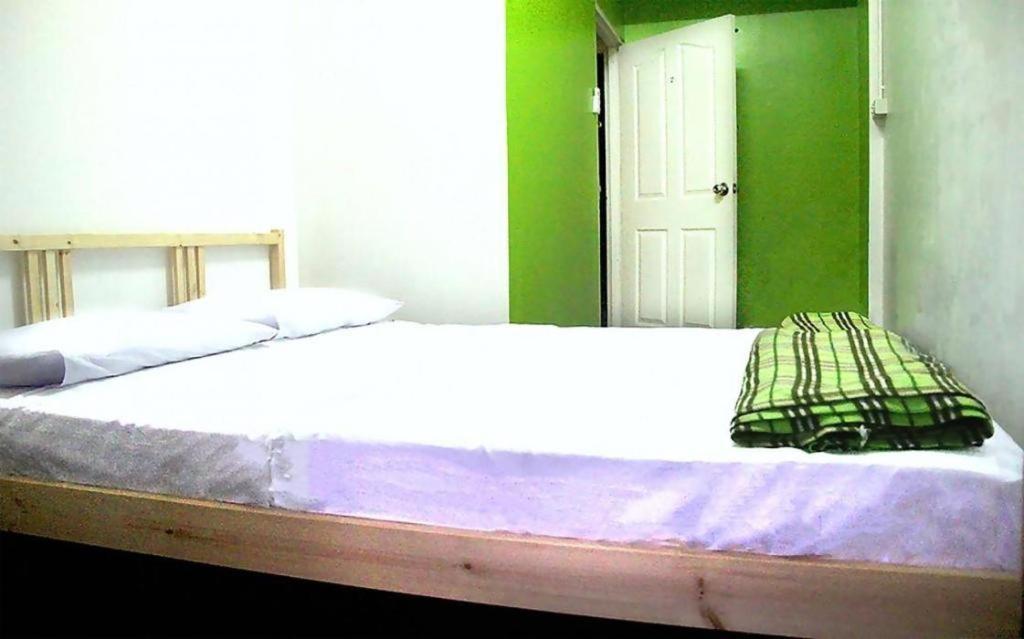 The Twins Hostel Bangkok Esterno foto
