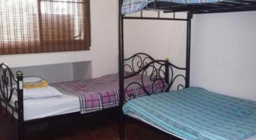 The Twins Hostel Bangkok Esterno foto